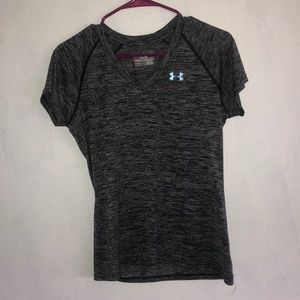 UNDER ARMOUR t shirt